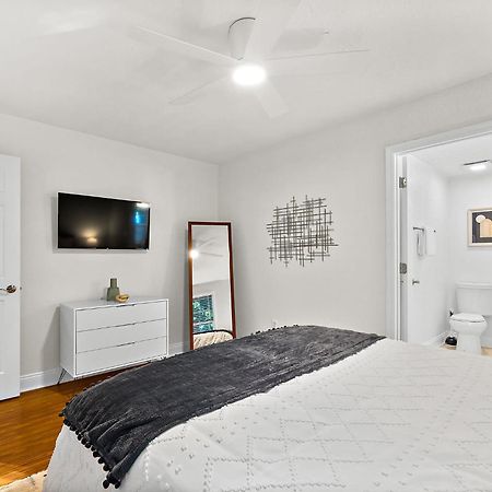 Appartamento Private Uptown Flat - Walk To Nights Of Lights! St. Augustine Esterno foto